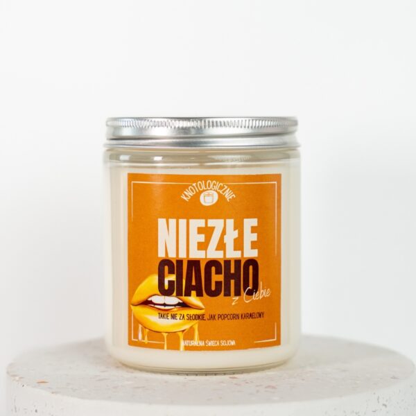Niezłe ciacho z Ciebie – świeca sojowa (250 ml) z kategorii Śmieszne świece zapachowe